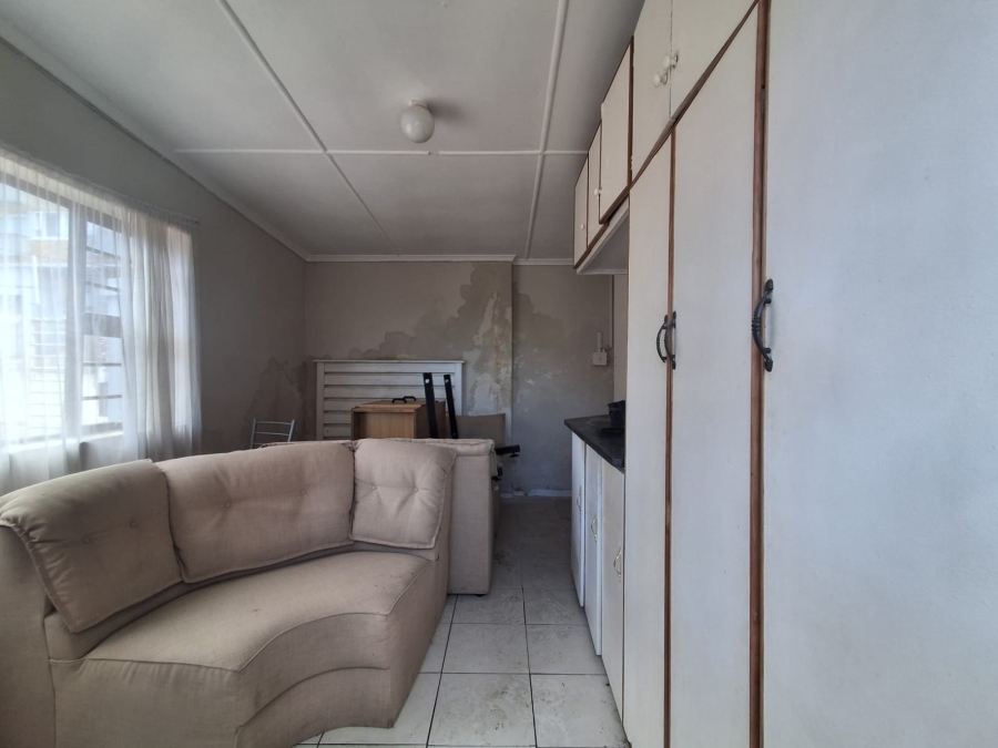 17 Bedroom Property for Sale in Quigney Eastern Cape